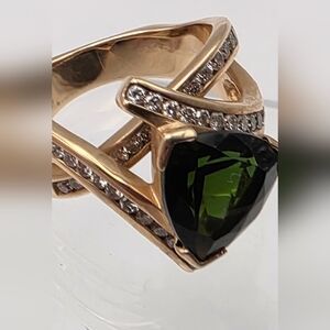 14k Yellow Gold Diamond Green Gemstone Sz 6.5